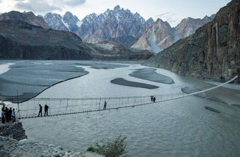 hussaini-suspension-bridge-hunza-valley